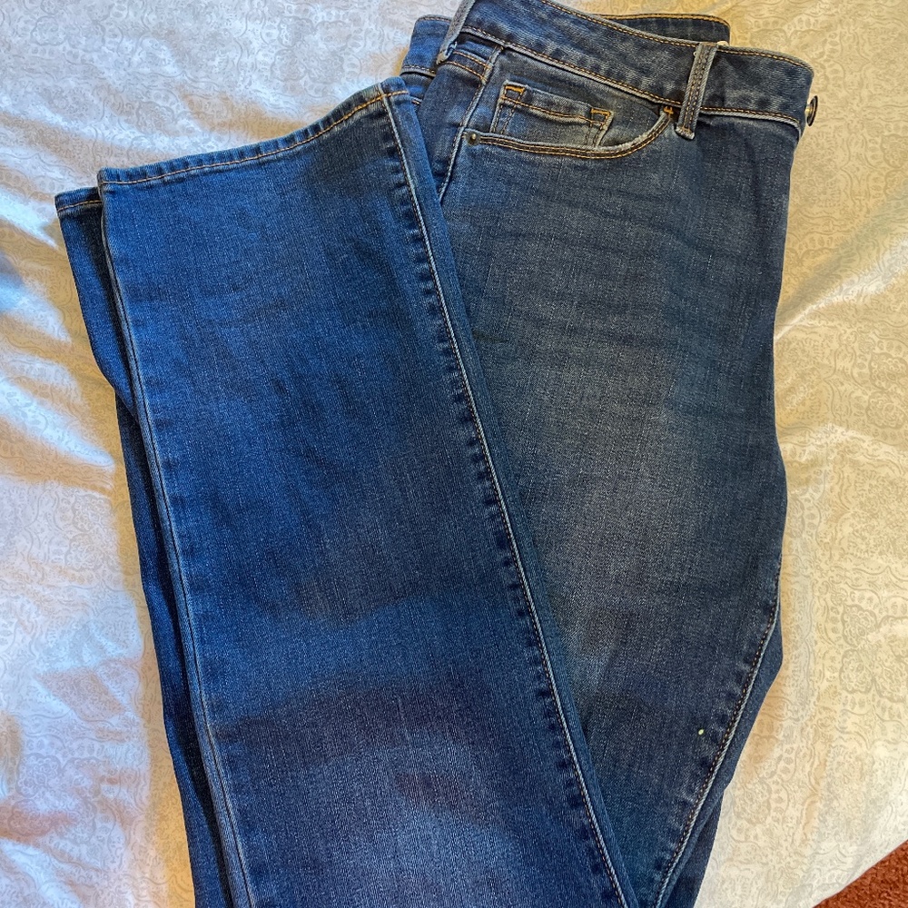 Boot cut jeans